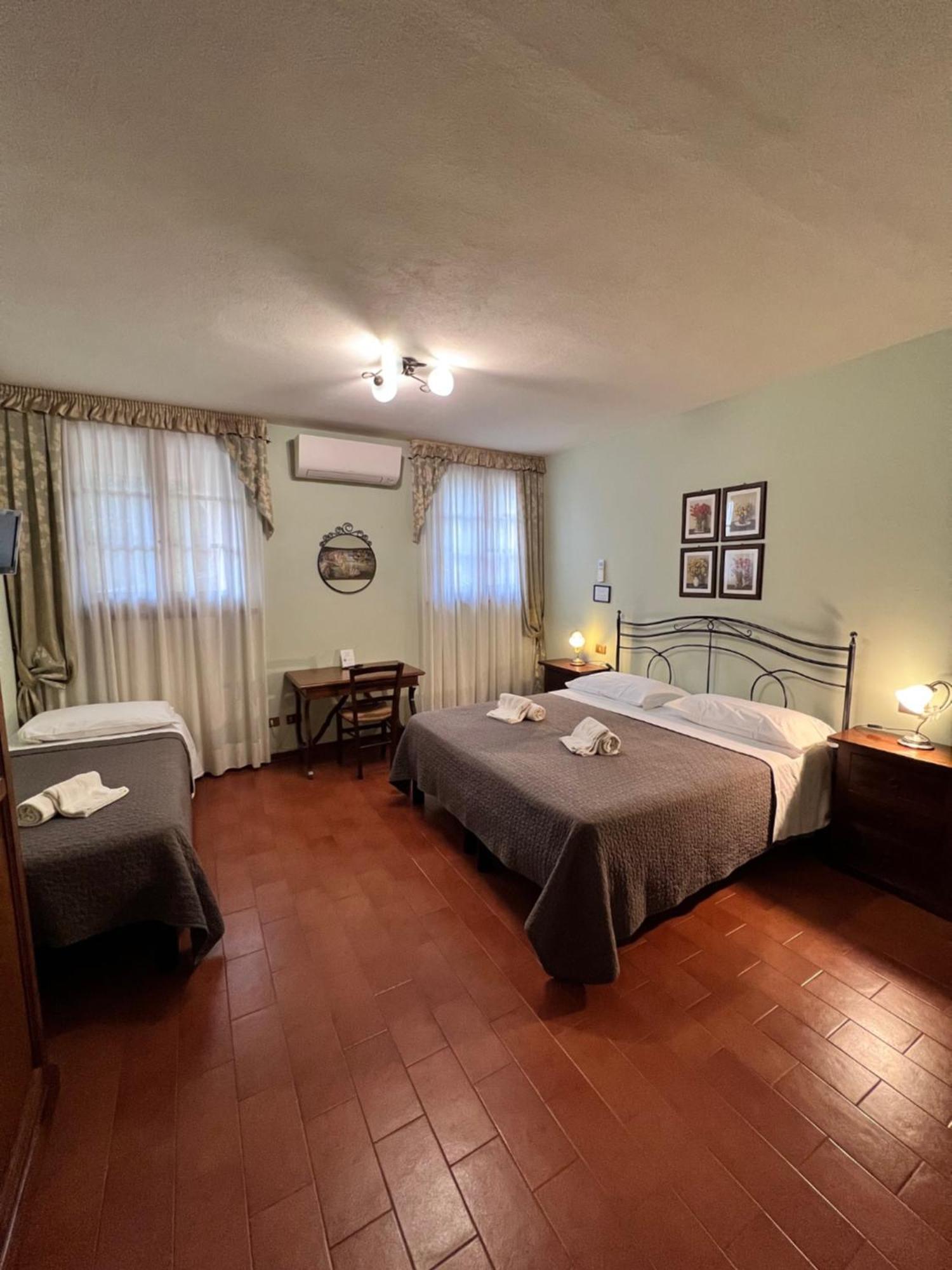 B&B Casale Virgili シエーナ 部屋 写真